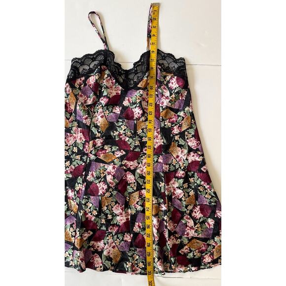 LA Intimates Satin Slip Dress S Black Floral Lace Y2K Mini Coquette Romantic - Picture 4 of 8